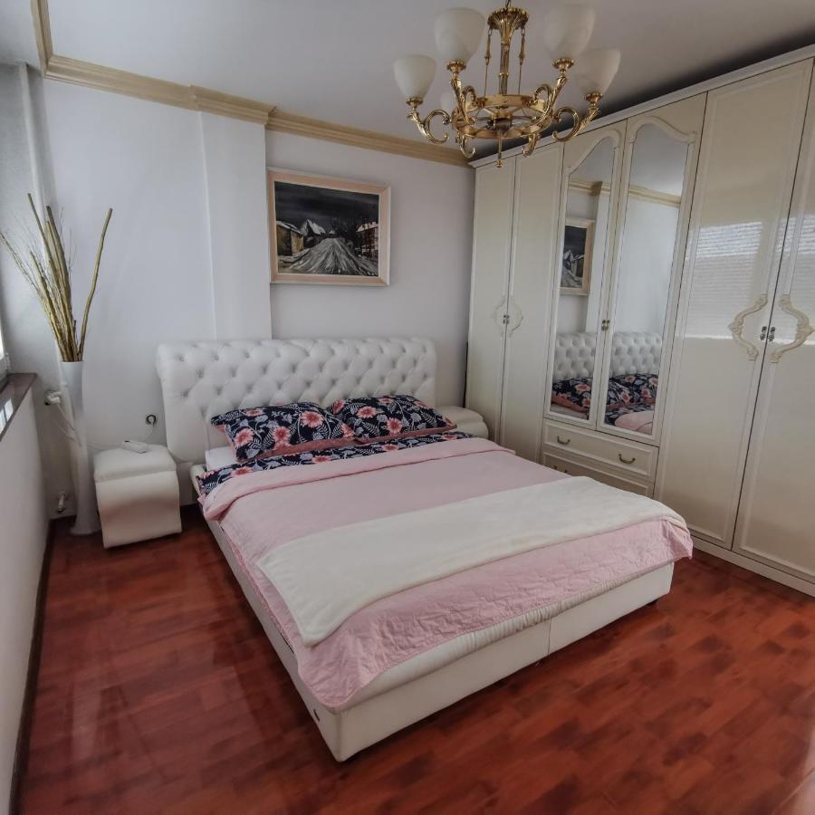 City View Apartment Баня Лука Екстериор снимка